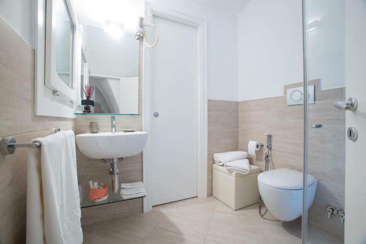 La Finestra Sul Convitto B&B Lecce Dış mekan fotoğraf