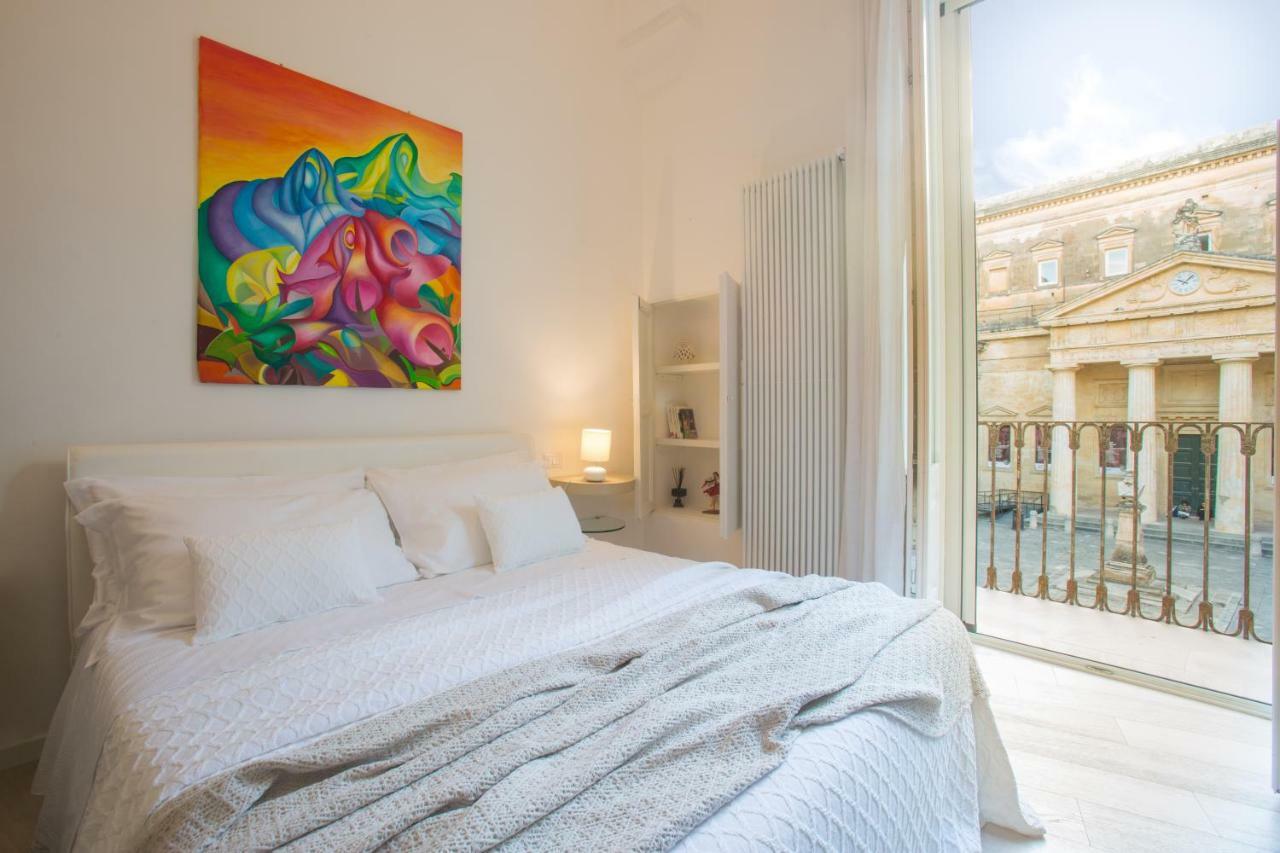 La Finestra Sul Convitto B&B Lecce Dış mekan fotoğraf